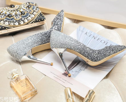 高跟鞋可以經(jīng)常穿嗎？不要經(jīng)常穿高跟鞋