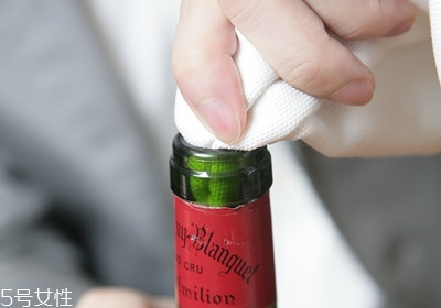 紅酒怎么保存 打開的和沒開封儲存各不同 紅酒怎么保存 打開的和沒開封儲存各不同