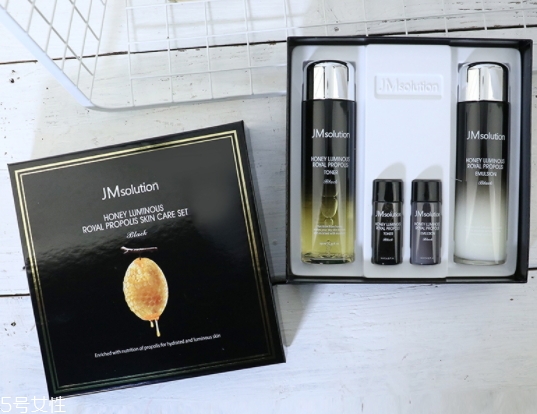 jm蜂蜜水乳套盒怎么樣？jmsolution推出水乳了