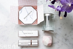 dear dahlia大理石彩妝系列好用嗎？非常適合黃種人