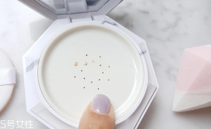 dear dahlia大理石彩妝系列好用嗎？非常適合黃種人