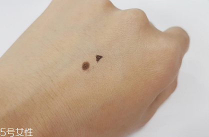 dear dahlia大理石彩妝系列好用嗎？非常適合黃種人