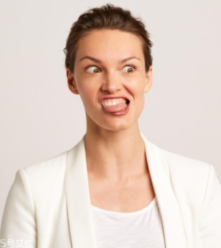 蘭蔻塑顏雪花霜怎么用？按照官方提拉手法效果最好