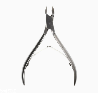 怎么自己在家美甲？4個步驟打造創(chuàng)意美甲