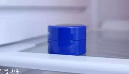 顯年輕的口紅色有哪些？TF黑管口紅溫柔又活潑