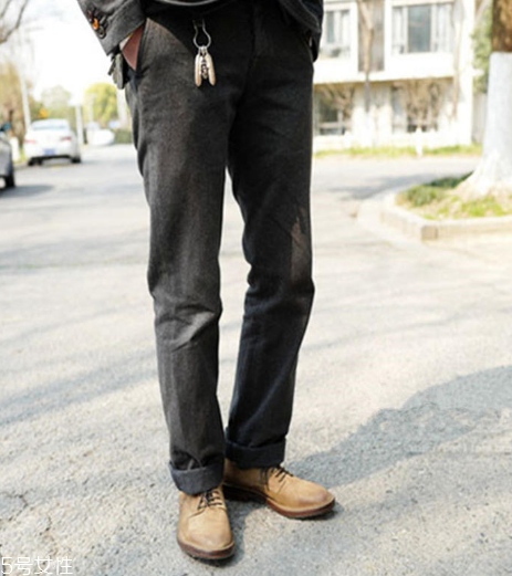 偏瘦的男生穿什么好看？教你輕松做型男