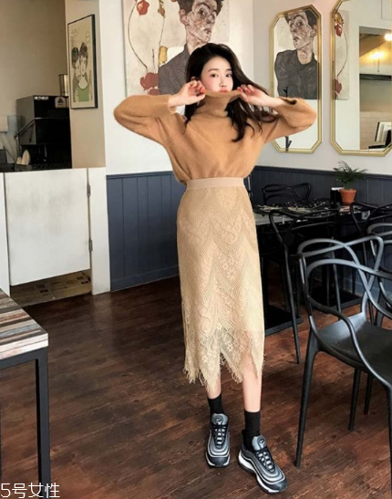 蕾絲長裙配什么鞋子？為你加足時髦指數(shù)