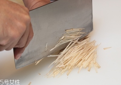 日式關東煮的做法及配方圖解 日式關東煮的做法及配方圖解