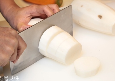 日式關東煮的做法及配方圖解 日式關東煮的做法及配方圖解