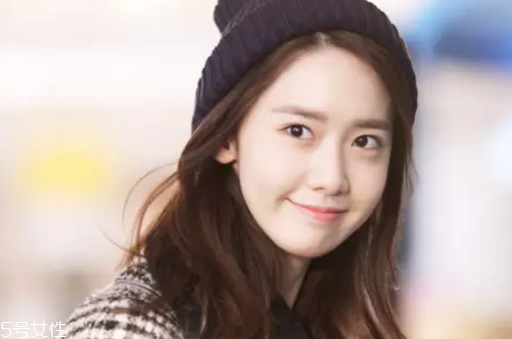 素顏霜和cc霜哪個先用 讓你的肌膚更加靚麗 素顏霜和cc霜哪個先用 讓你的肌膚更加靚麗