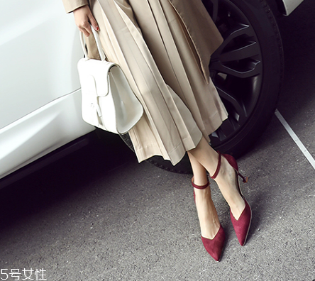 高跟鞋前腳掌疼怎么辦？四大妙招教你緩解