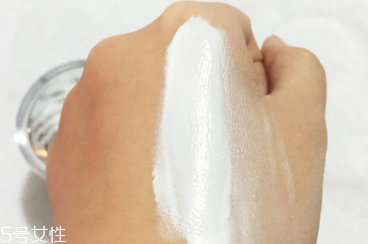 擦素顏霜會不會過敏 因人而異 擦素顏霜會不會過敏 因人而異