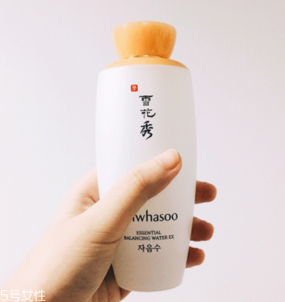 雪花秀平衡水和潤顏水哪個(gè)好？潤顏水是鎮(zhèn)店之寶