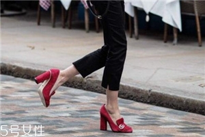 高跟鞋太高了怎么辦？鞋跟太高對(duì)身體不好