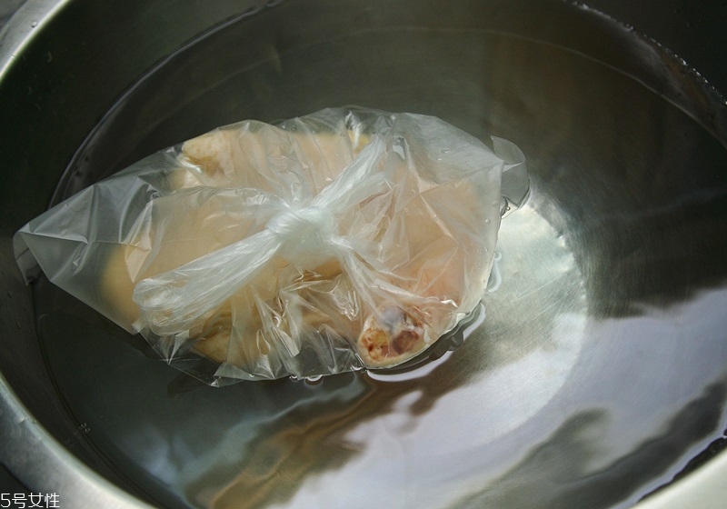 什么樣的雞腿比較好吃 雞腿的挑選方法