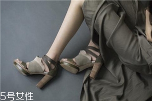 高跟鞋鞋頭蹭了怎么辦？三招修補(bǔ)破損鞋頭