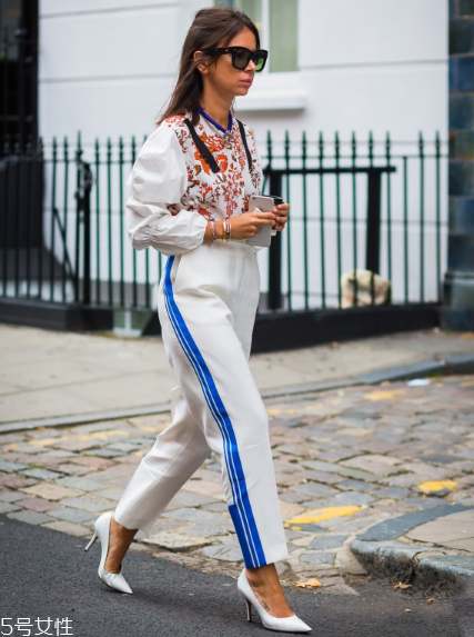 腿粗腿短穿什么鞋子好看？視覺上拉長腿部比例