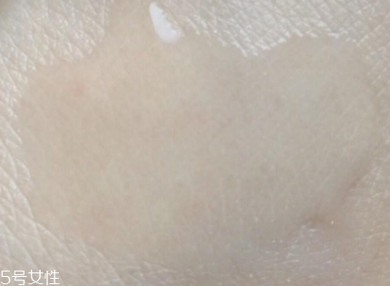 雪花秀平衡水乳怎么樣？一年四季維穩(wěn)利器