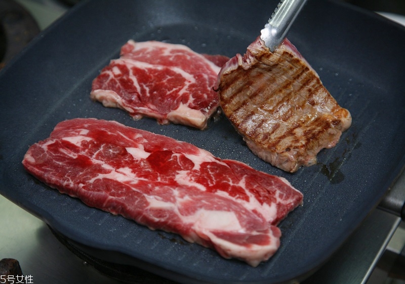 怎么判斷牛排幾分熟 牛排幾分熟怎么看 怎么判斷牛排幾分熟 牛排幾分熟怎么看