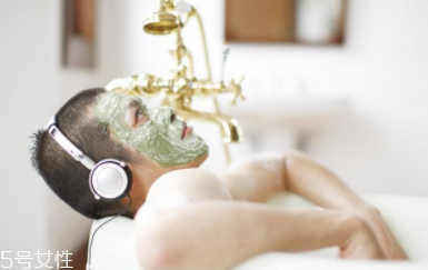 什么時(shí)候不能敷面膜？深夜不要敷面膜