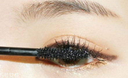 清純韓式裸妝畫法步驟圖 白皙迷人的妝容教程 清純韓式裸妝畫法步驟圖 白皙迷人的妝容教程