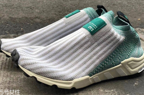 阿迪達(dá)斯襪套eqt系列怎么樣_實(shí)物曝光 阿迪達(dá)斯襪套eqt系列怎么樣_實(shí)物曝光