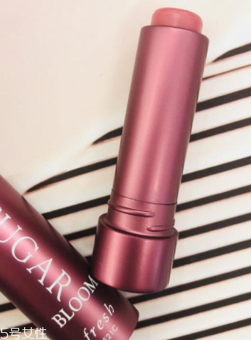 清純韓式裸妝畫法步驟圖 白皙迷人的妝容教程 清純韓式裸妝畫法步驟圖 白皙迷人的妝容教程