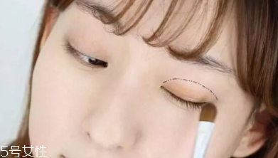 少女眼妝畫法圖解 清純可人減齡100歲 少女眼妝畫法圖解 清純可人減齡100歲