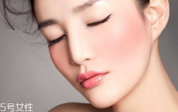 紅血絲用哪種護(hù)膚品？6款大牌全面對(duì)抗紅血絲