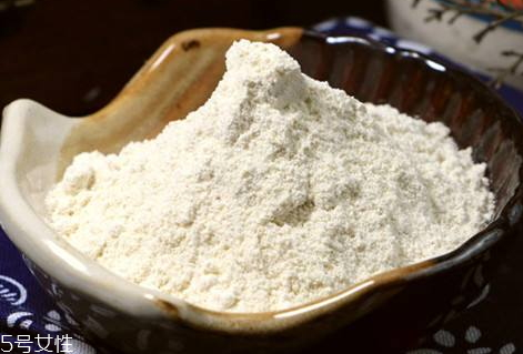 茯苓粉可以長期吃嗎 適宜長期服用 茯苓粉可以長期吃嗎 適宜長期服用