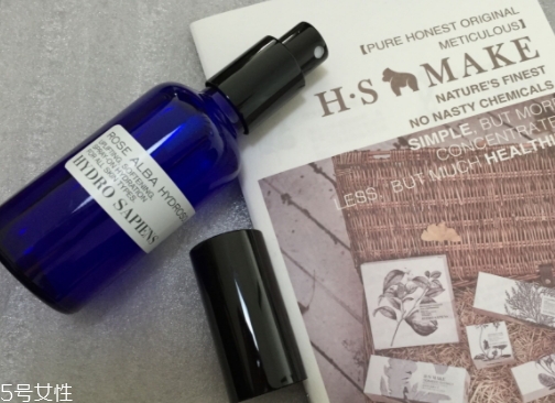 純露可以天天敷臉嗎 純露可以天天敷臉嗎