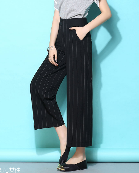 豎條紋衣服怎么搭配？顯瘦顯高不在話下