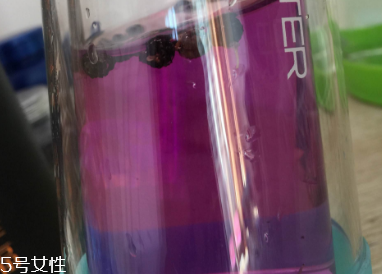 黑枸杞能和紅枸杞一起泡嗎？