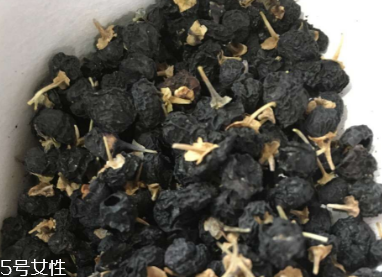 黑枸杞能和紅枸杞一起泡嗎？