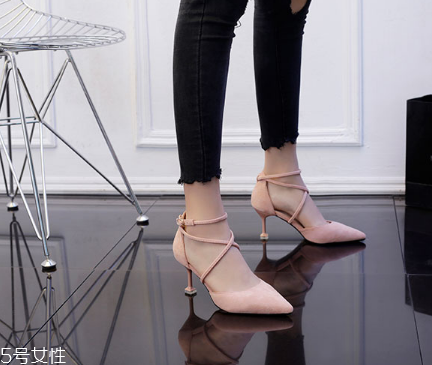 高跟鞋后跟貼怎么貼？后跟貼原來這樣用