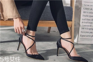 高跟鞋開(kāi)膠了怎么辦？高跟鞋脫膠這樣處理