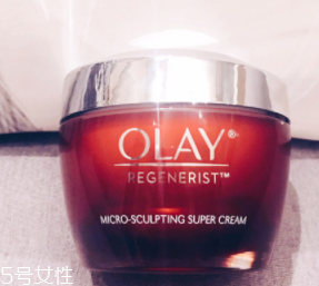 面霜和素顏霜可以同時用嗎？面霜用量不要太多