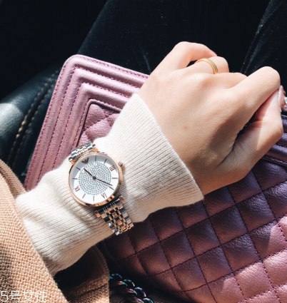 armani阿瑪尼滿天星手表多少錢？