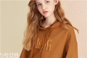 今年流行什么款式衛(wèi)衣？春日造型全靠它