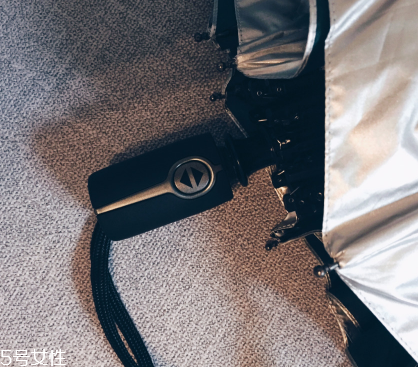 夏天必備的遮陽傘推薦 世界上最好用的遮陽傘 夏天必備的遮陽傘推薦 世界上最好用的遮陽傘