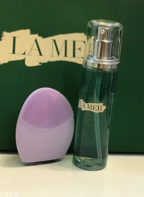 海藍(lán)之謎潔面凝露適合敏感肌嗎？