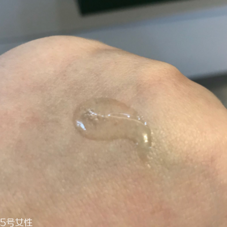 海藍(lán)之謎潔面凝露適合敏感肌嗎？