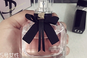 圣羅蘭反轉(zhuǎn)巴黎香水好聞嗎？愛情的味道