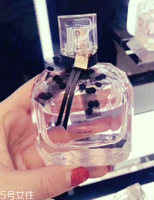 ysl反轉巴黎香水適合年齡 戀愛中的少女 ysl反轉巴黎香水適合年齡 戀愛中的少女