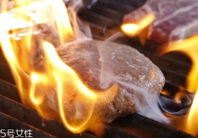 美式烤肉做法步驟圖解 美式烤肉做法步驟圖解