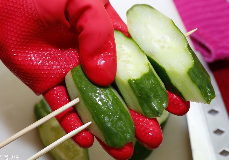 正宗新疆烤肉的做法和配料 正宗新疆烤肉的做法和配料