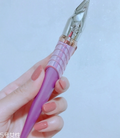 vivlas鋼筆口紅怎么用？