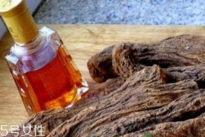 玉竹可以泡酒嗎 泡酒方法 玉竹可以泡酒嗎 泡酒方法