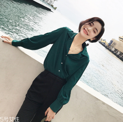 襯衫可以用熱水洗嗎？要看襯衫材質(zhì)