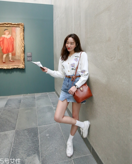 牛仔短裙搭配什么鞋？瞬間變身萌萌少女